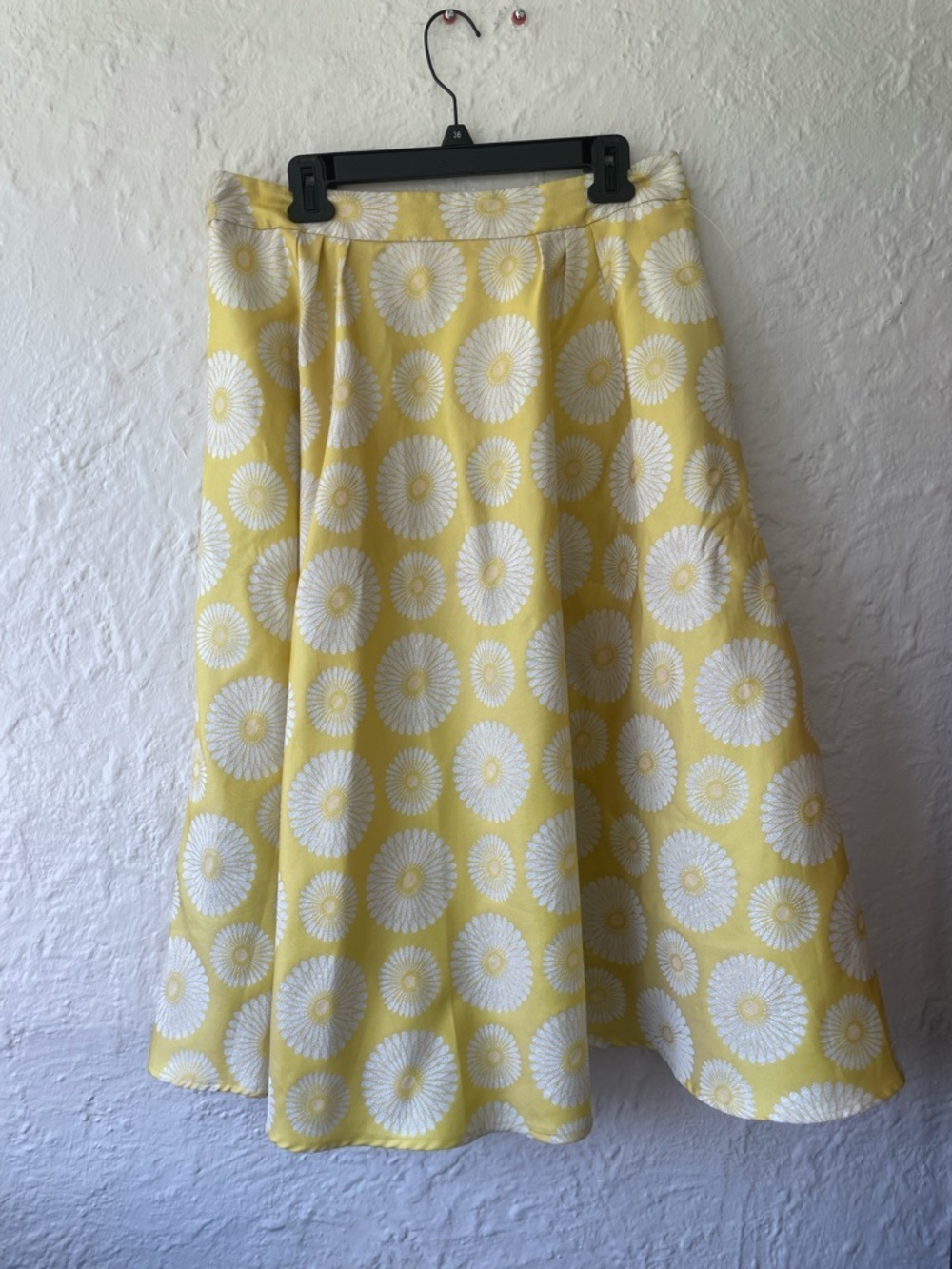 Traffic People yellow sunflower floral midi skirt, fit and flare, side zip;  XL